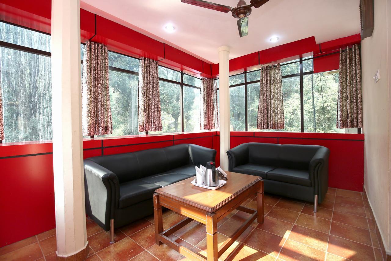 Oyo 9942 Hotel Ravine Dharamshala Eksteriør bilde